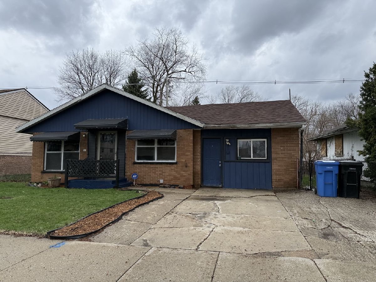  For Sale Chicago Illinois, 13150 Forrestville Avenue