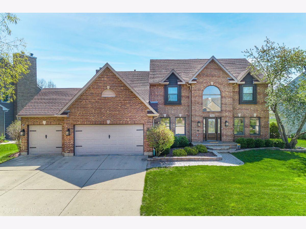  For Sale Algonquin Illinois, 1713 Edgewood Drive