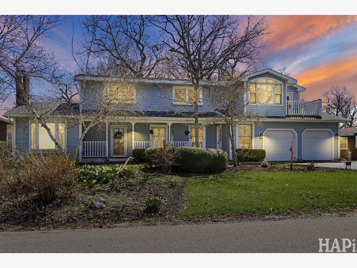 Homes For Sale Wildwood Grayslake Illinois, 33254 Cove Road