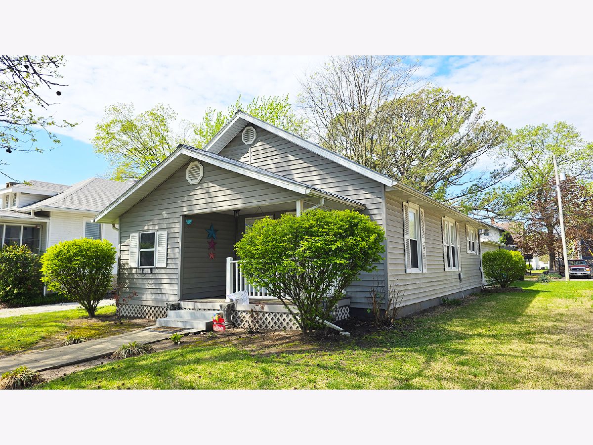  For Sale Centralia Illinois, 322 Linden Avenue