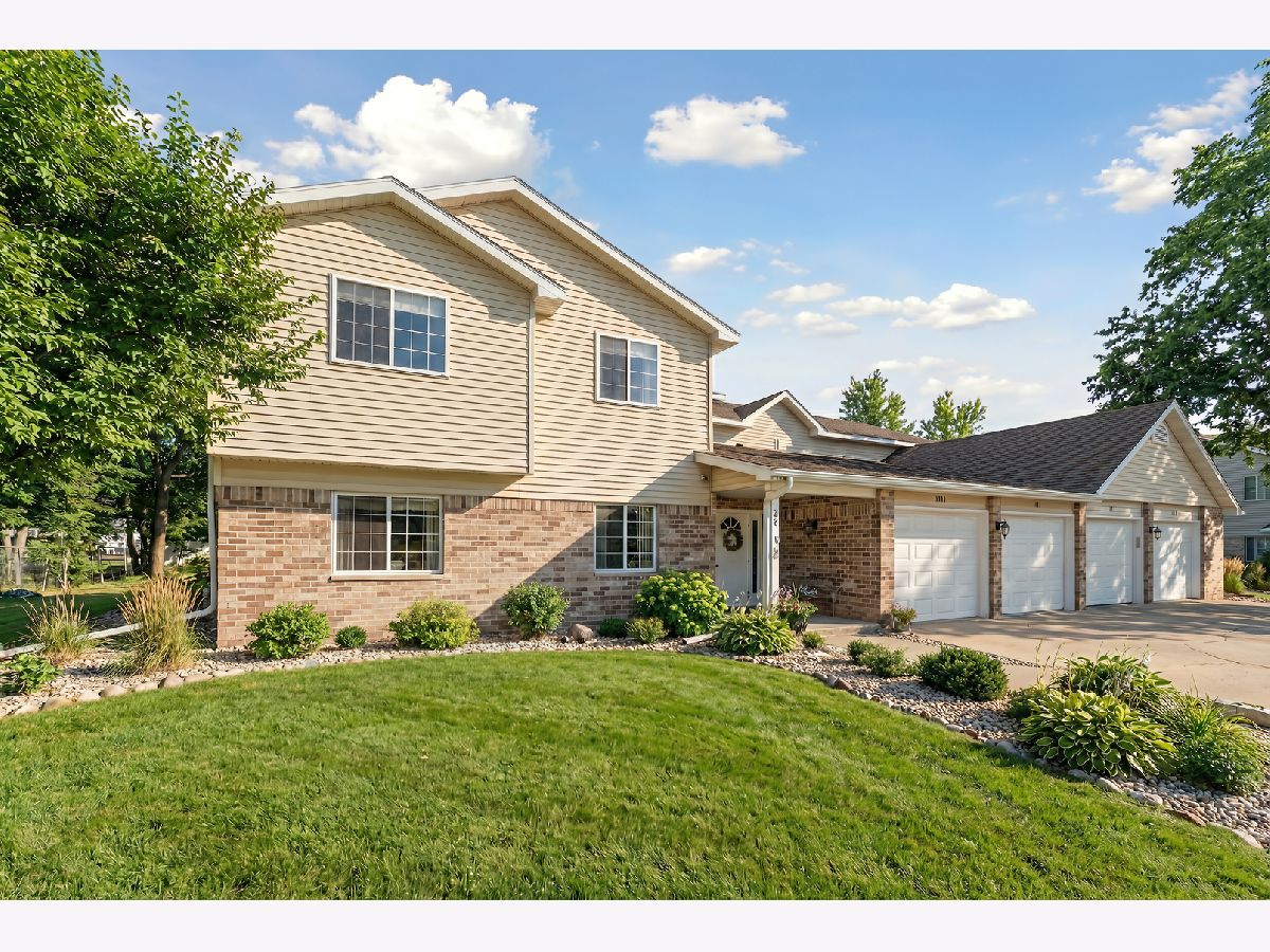  For Sale Lake Geneva Wisconsin, 129 Curtis Street