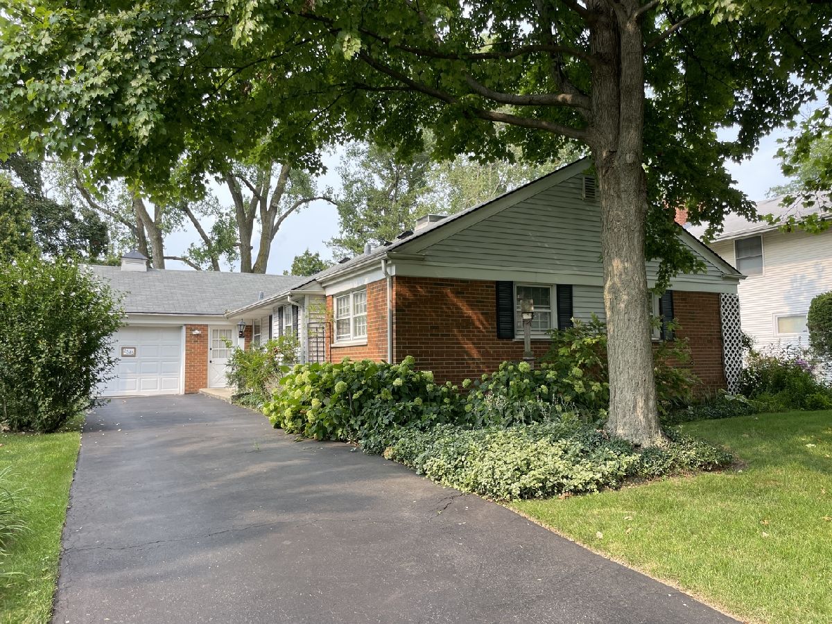  Rented Wilmette Illinois, 2546 Laurel