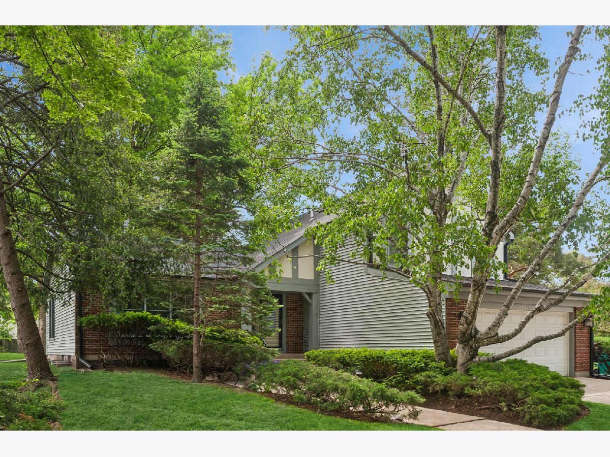  For Sale Buffalo Grove Illinois, 499 Highland Grove Drive