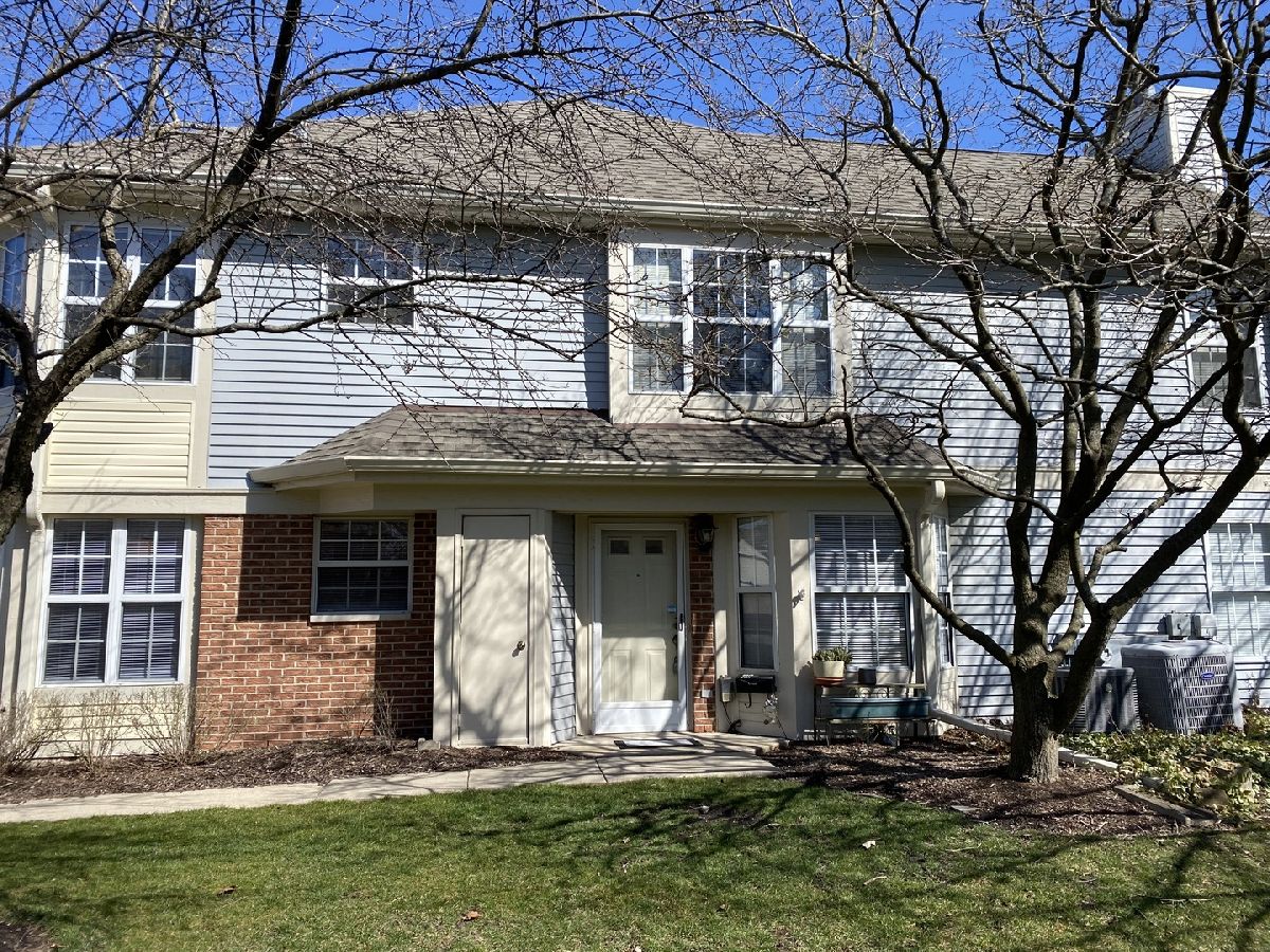 Townhomes & Condos For Rent Towne Place West Schaumburg Illinois