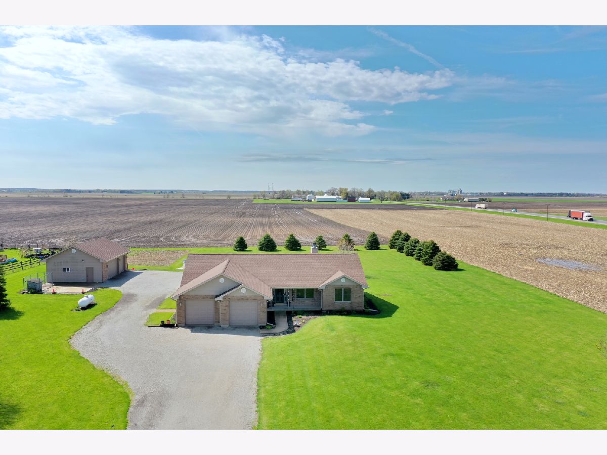  For Sale Grant Park Illinois, 13042 10500n Road