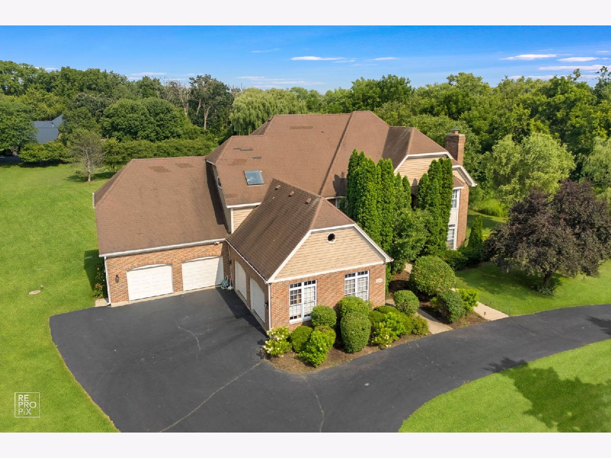 Homes For Sale Oakwood Manor Crystal Lake Illinois, 6709 Oakwood Manor Drive