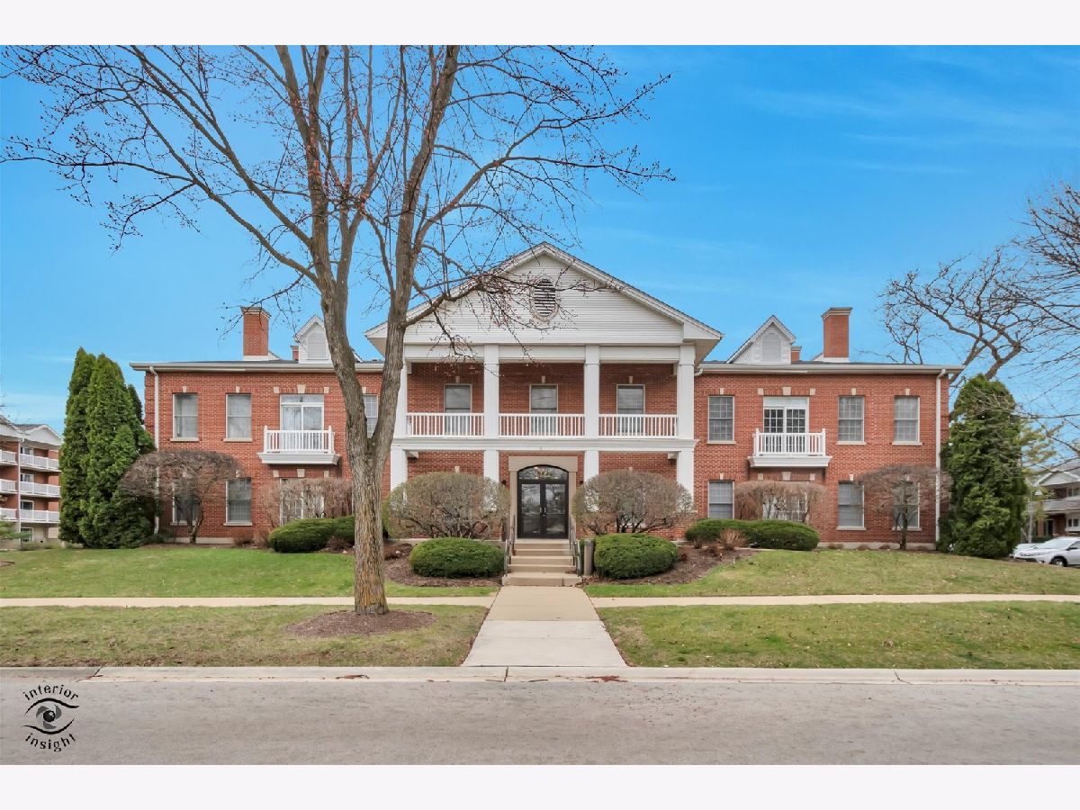 Condos & Townhomes For Sale Depot Square Glenview Illinois, 1222 Depot Street