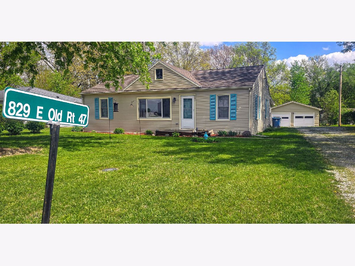  For Sale Monticello Illinois, 829 E Old Route 47 Road