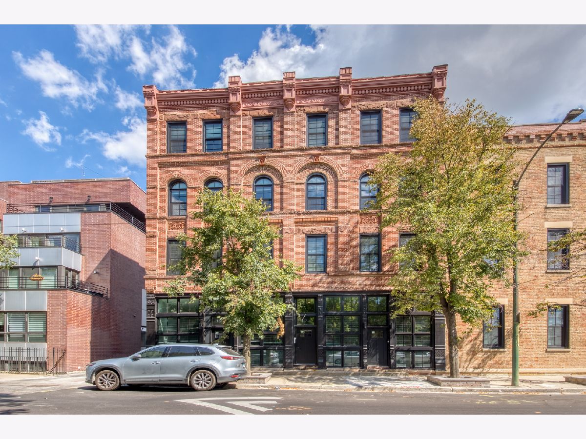  Rented Chicago Illinois, 1349 Noble