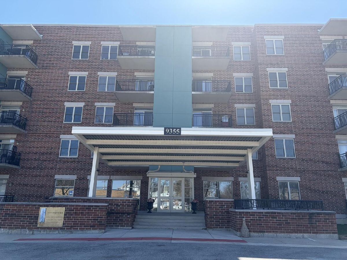  For Sale Schiller Park Illinois, 9355 Irving Park Road