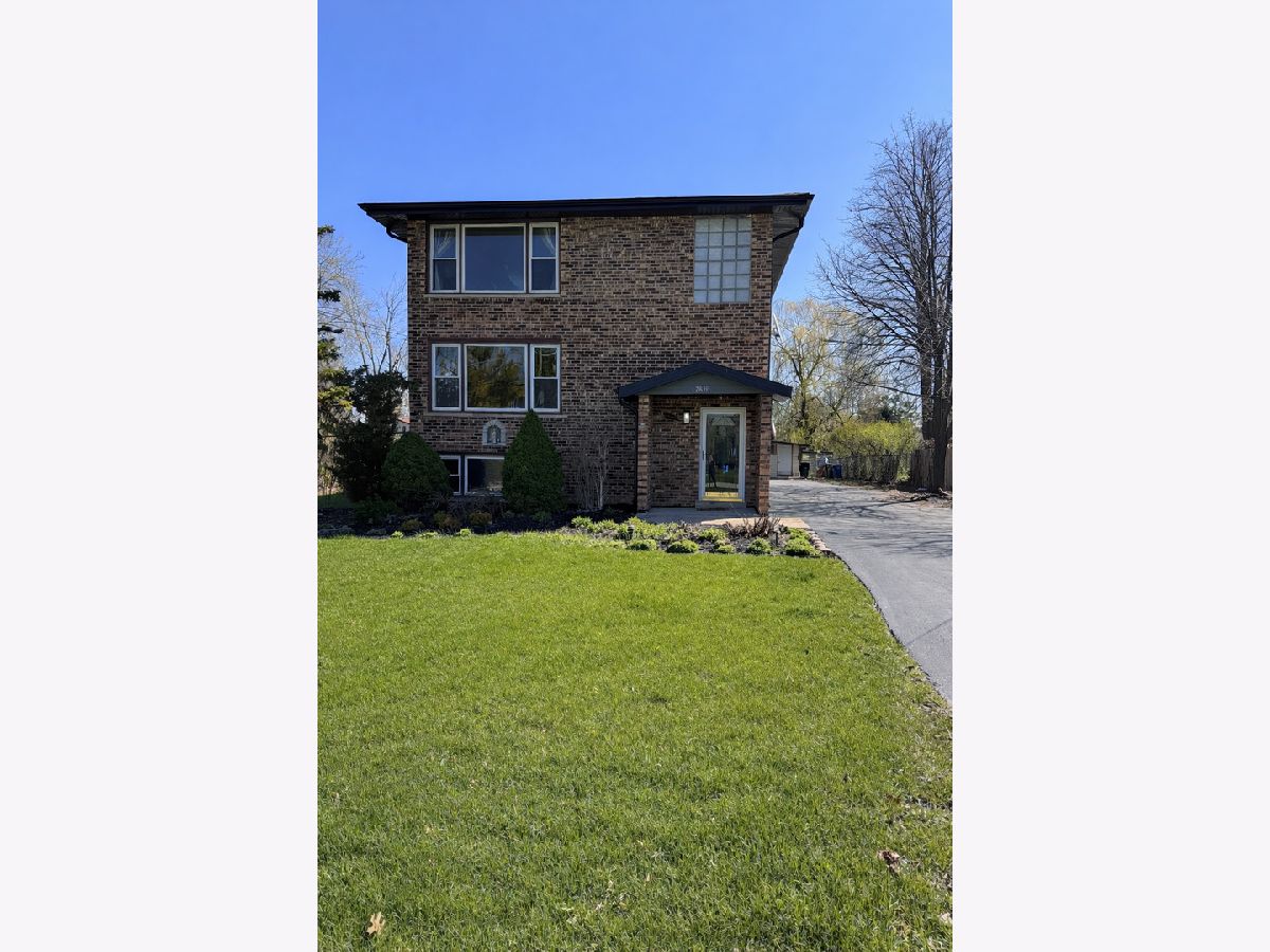  For Rent Justice Illinois, 7819 Garden