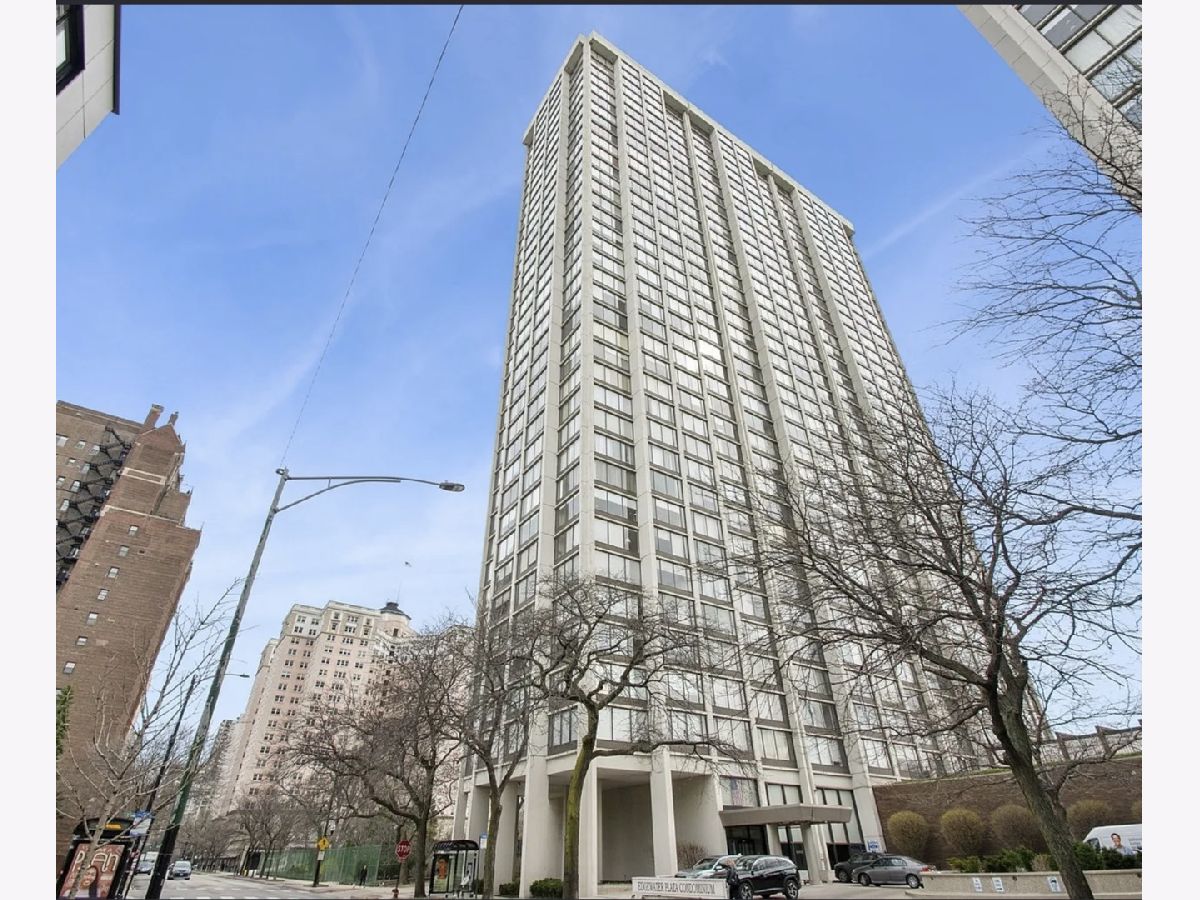 Condominiums For Sale Edgewater Plaza Chicago Illinois, 5455 Sheridan Road