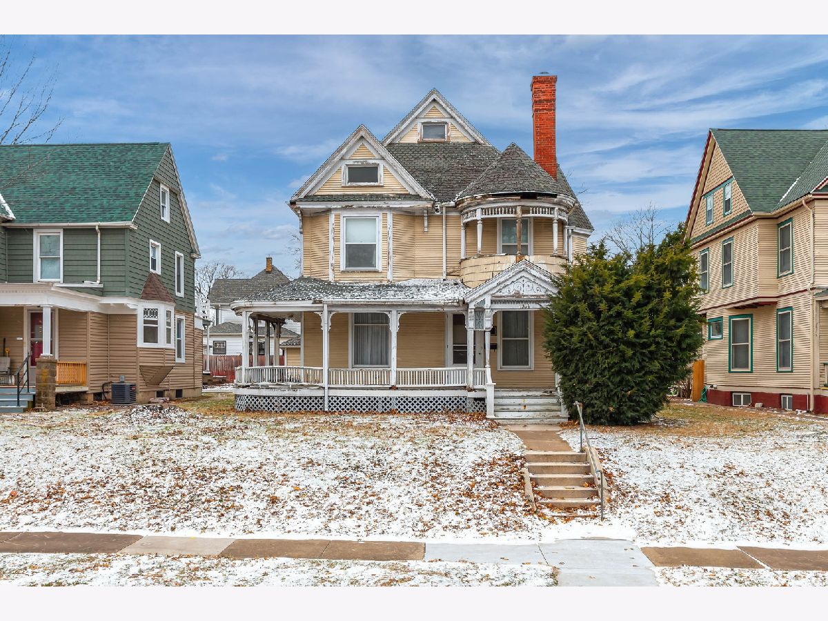  For Sale Davenport Iowa, 1934 Grand Avenue