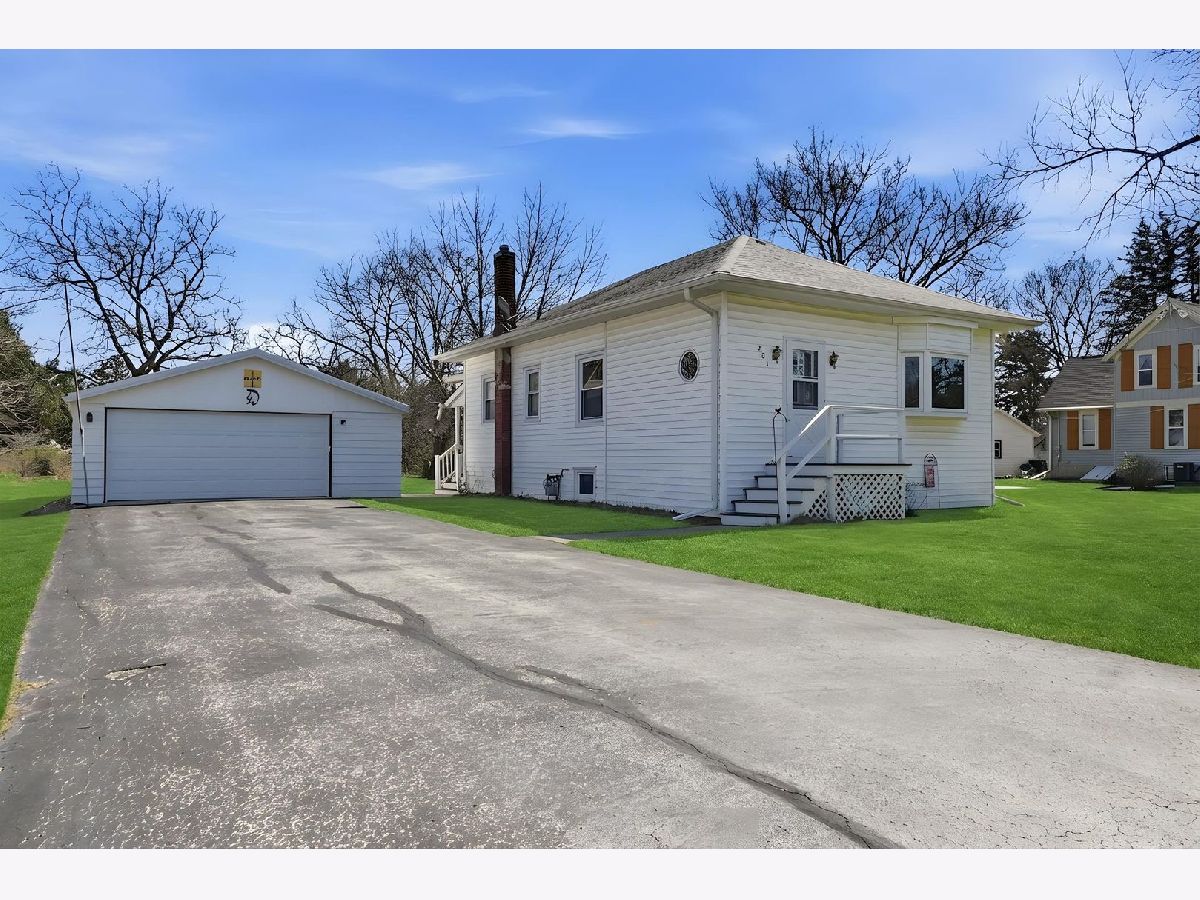  For Sale Lindenwood Illinois, 203 Main Street