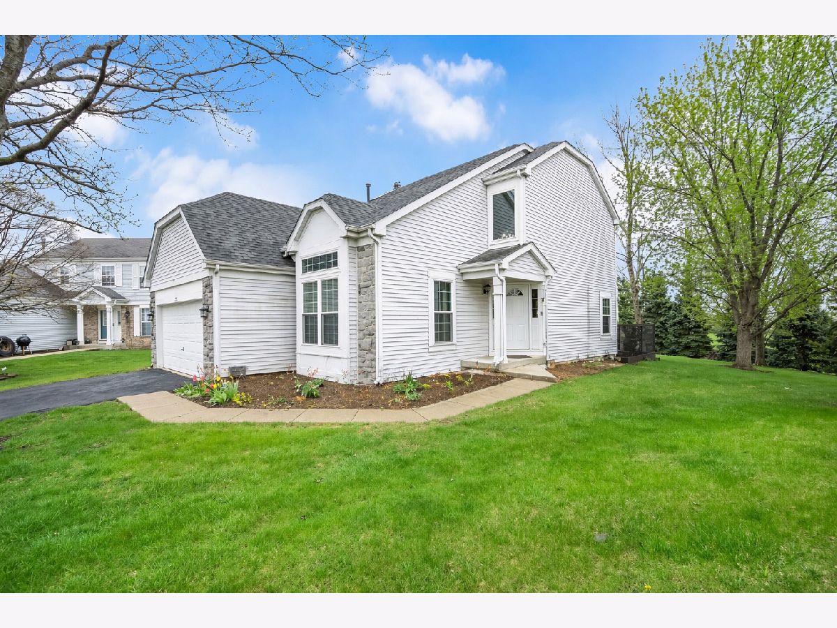 Homes For Sale Bloomfield Village Bolingbrook Illinois, 772 Rebecca Lane