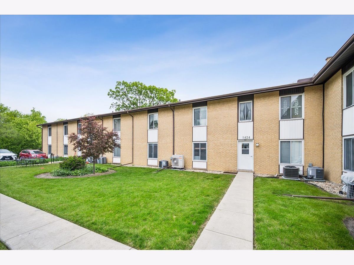  For Sale Glenview Illinois, 1424 Lehigh Avenue