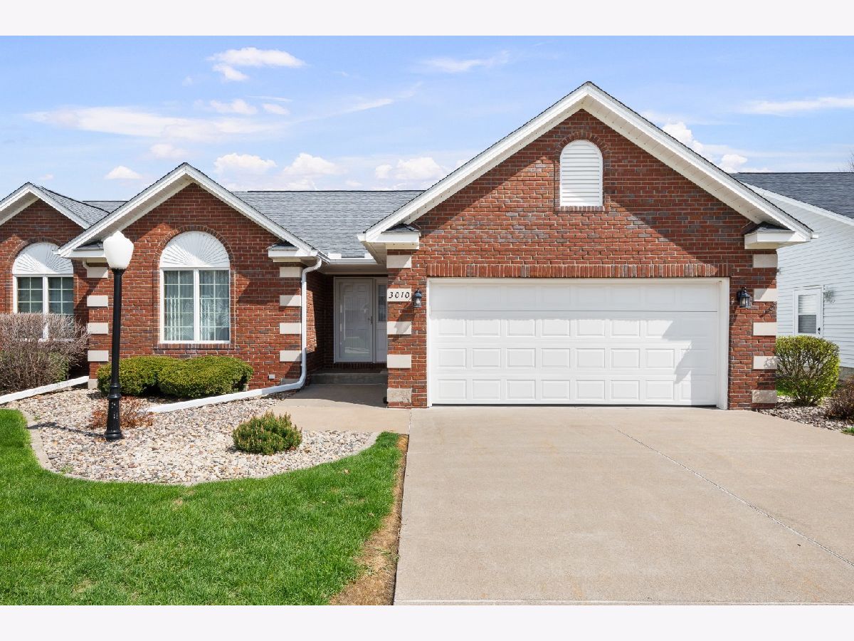  For Sale East Moline Illinois, 3010 16th Street Court