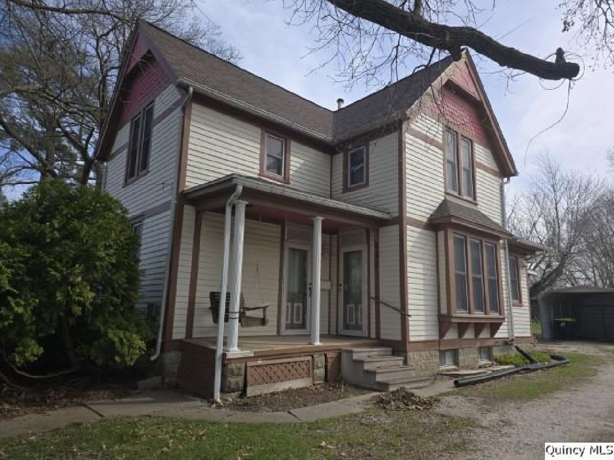  Sold Carthage Illinois, 220 Scofield