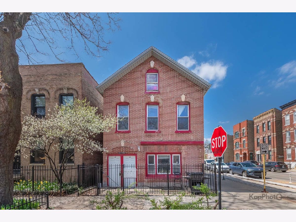  For Sale Chicago Illinois, 958 Honore Street