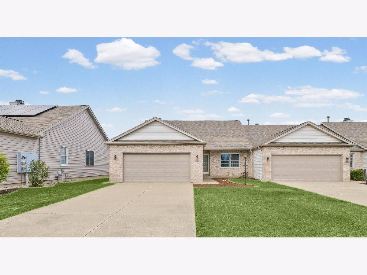  For Sale Champaign Illinois, 2523 Windward Boulevard