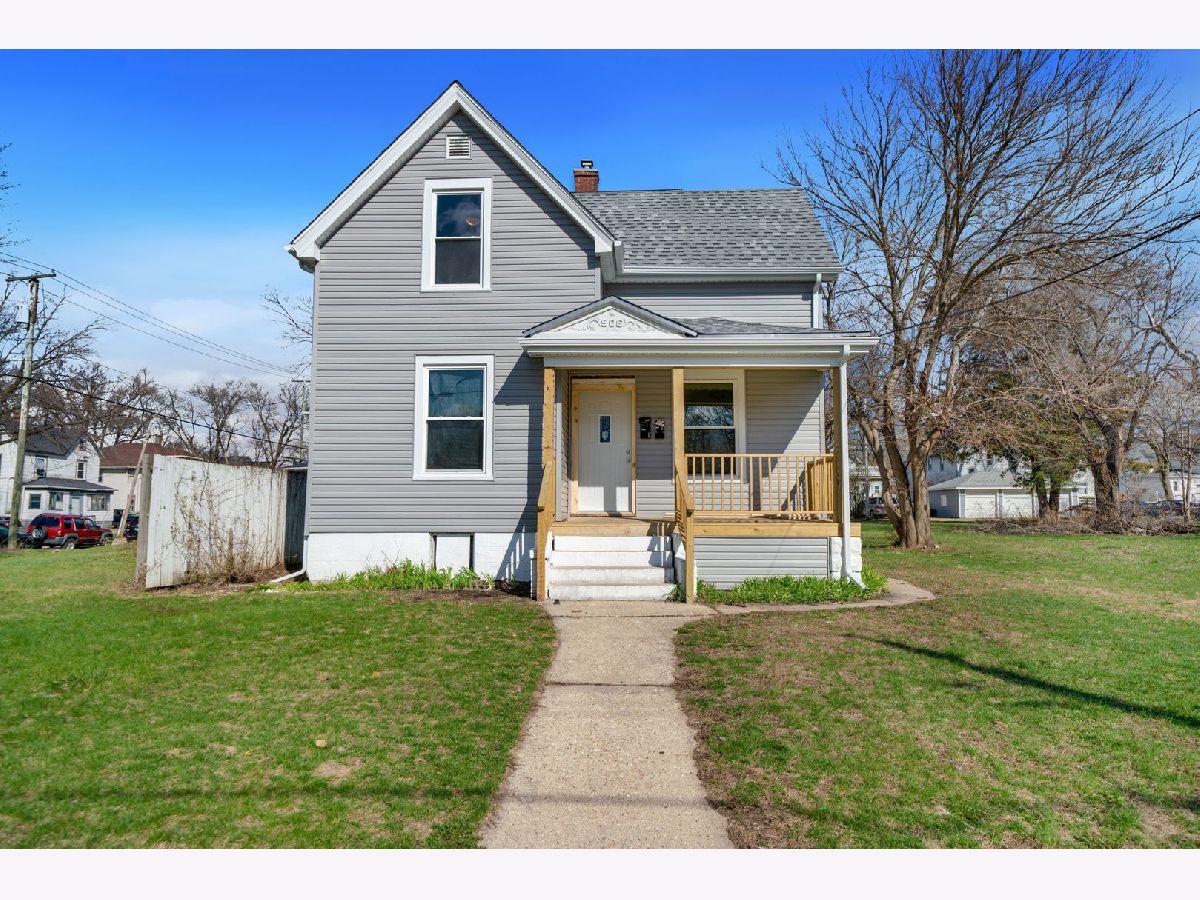  For Sale Rockford Illinois, 906 S 5th Street