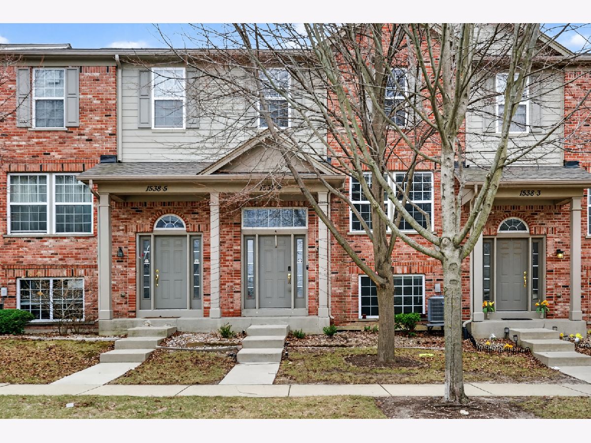  For Sale Wood Dale Illinois, 1538 Bristol Lane