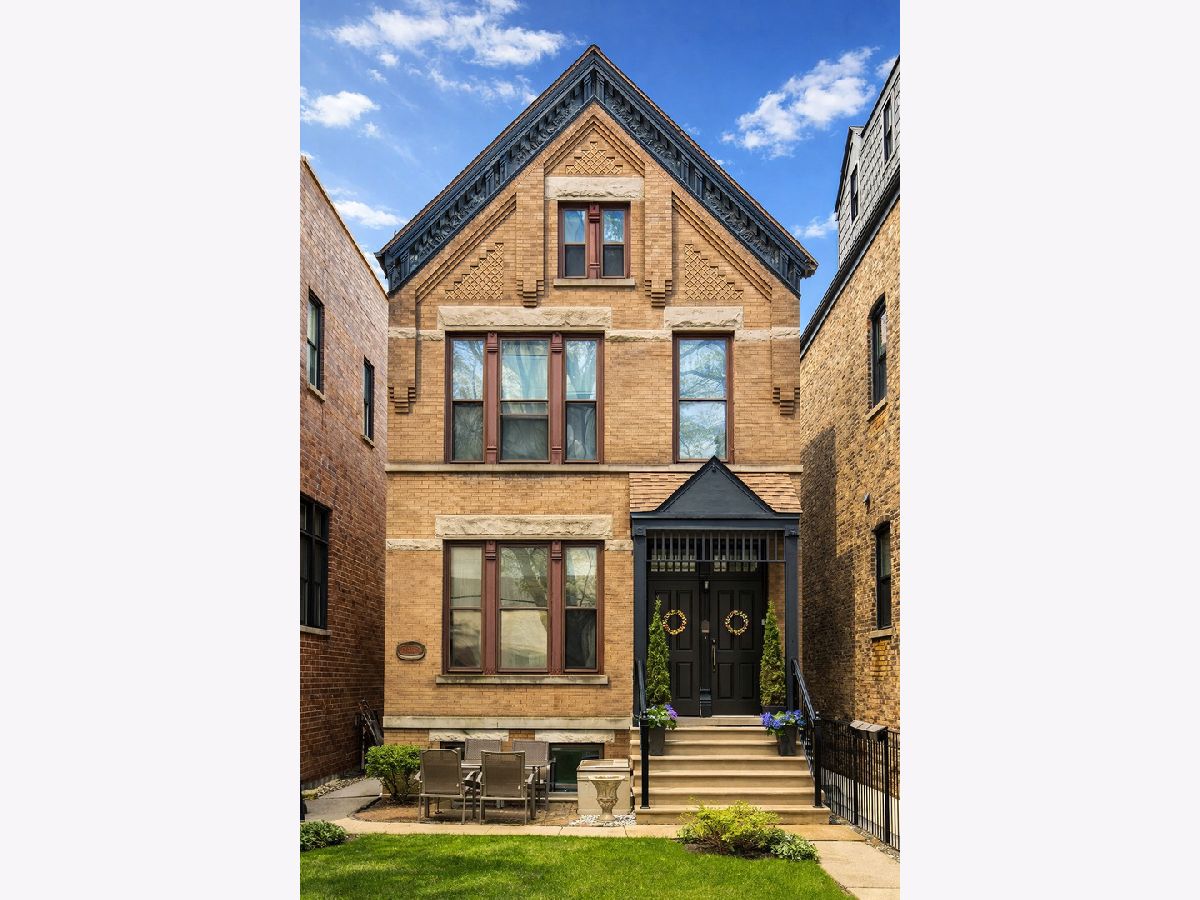  Rented Chicago Illinois, 2308 Southport