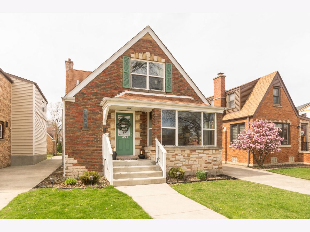  For Sale Evergreen Park Illinois, 9840 Saint Louis Avenue
