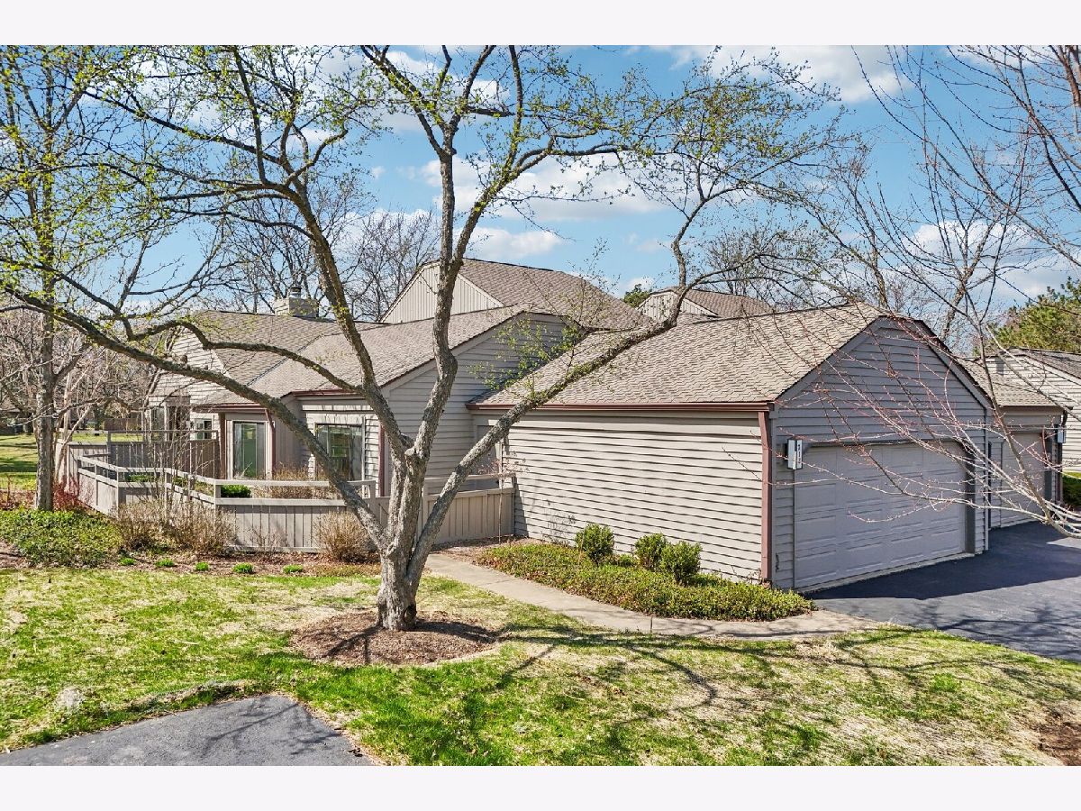  For Sale Lake Barrington Illinois, 718 Shoreline Road