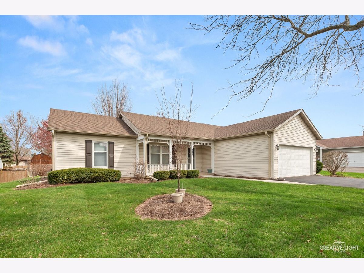  For Sale Elburn Illinois, 516 Banbury Avenue