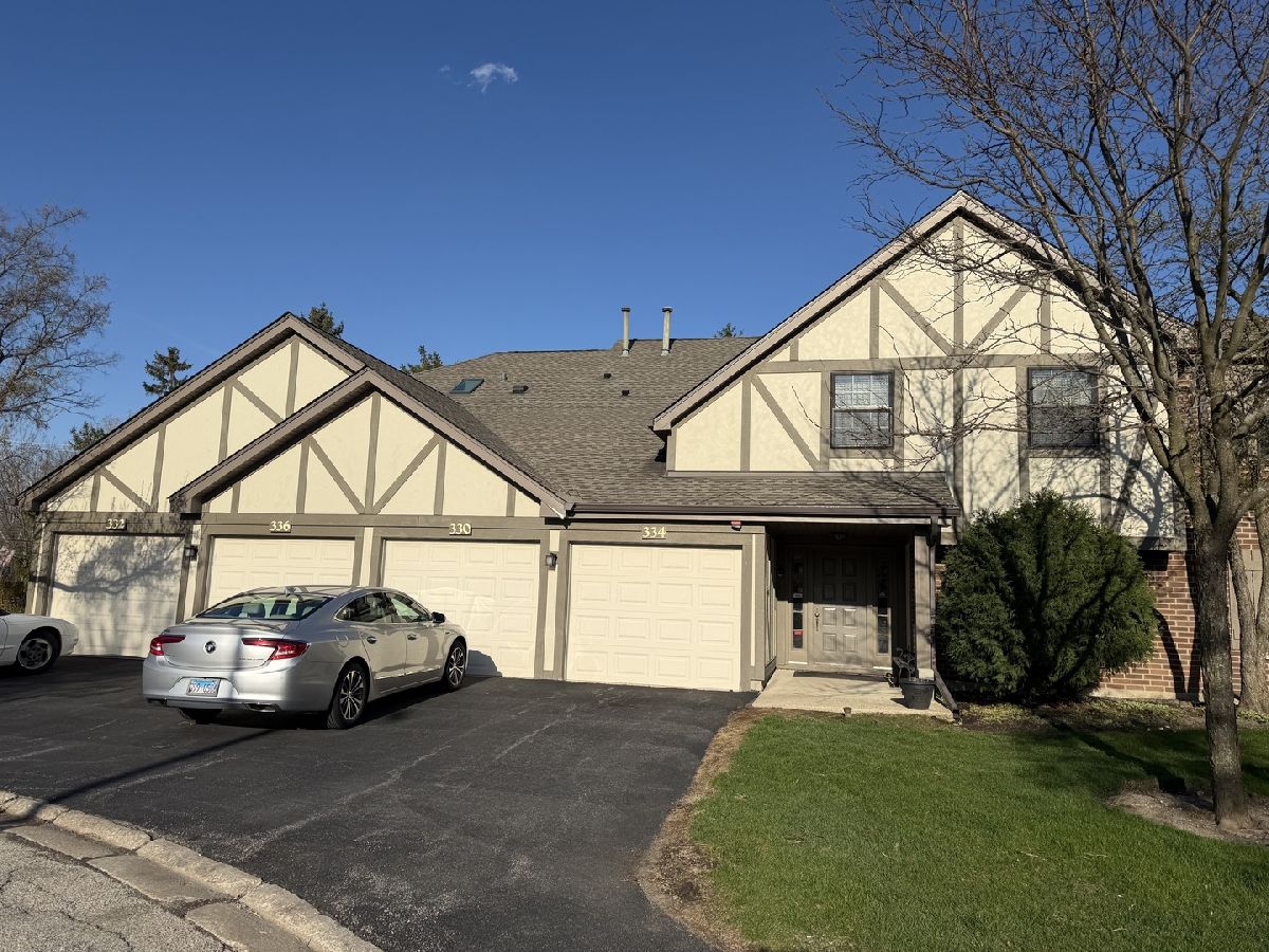  For Sale Wood Dale Illinois, 332 Essex Court