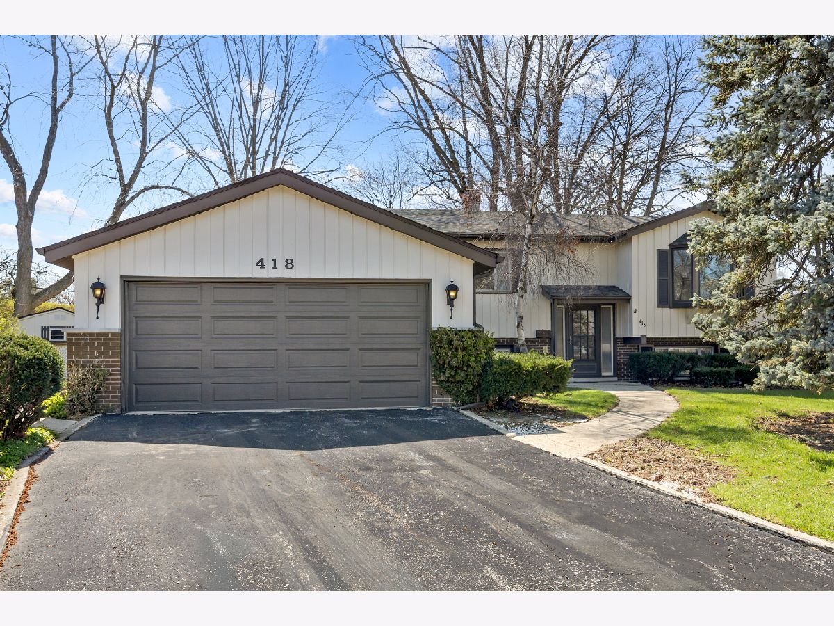  For Sale Addison Illinois, 418 Lancers Drive