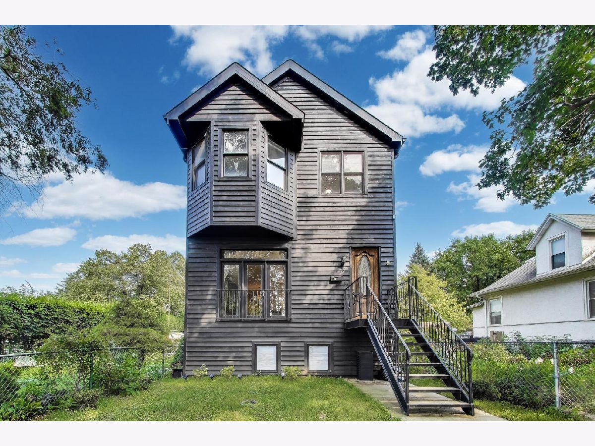  For Sale Chicago Illinois, 6431 Paulina Street