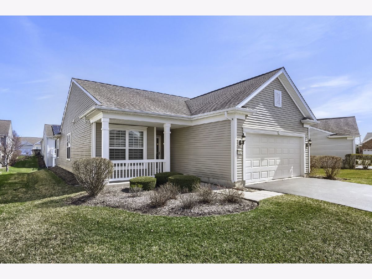  For Sale Mundelein Illinois, 3321 Rockwell Circle