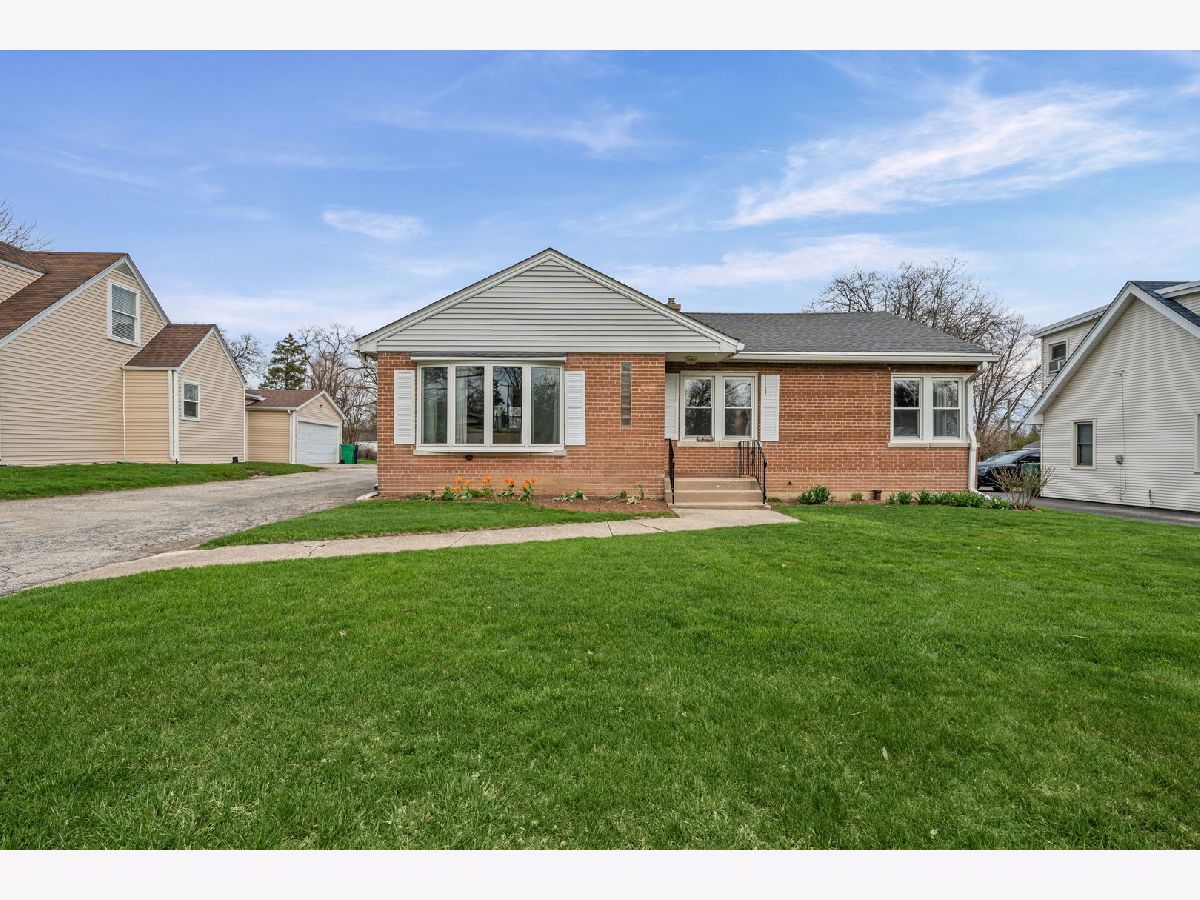  For Sale Lombard Illinois, 317 Grace Street