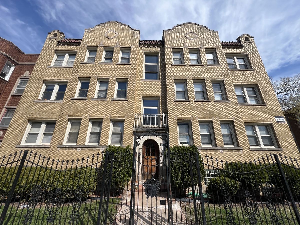  For Rent Chicago Illinois, 8559 Bennett