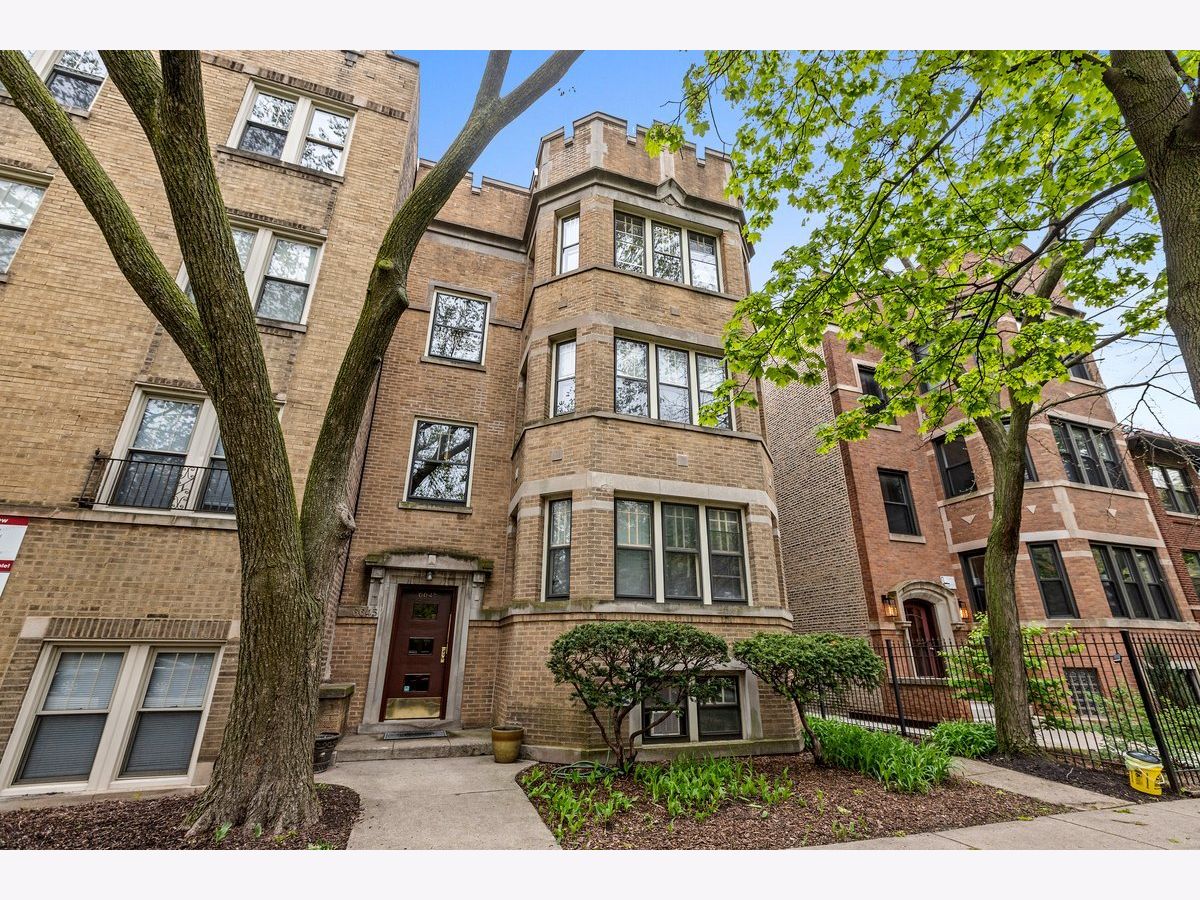  Rented Chicago Illinois, 6645 Greenview