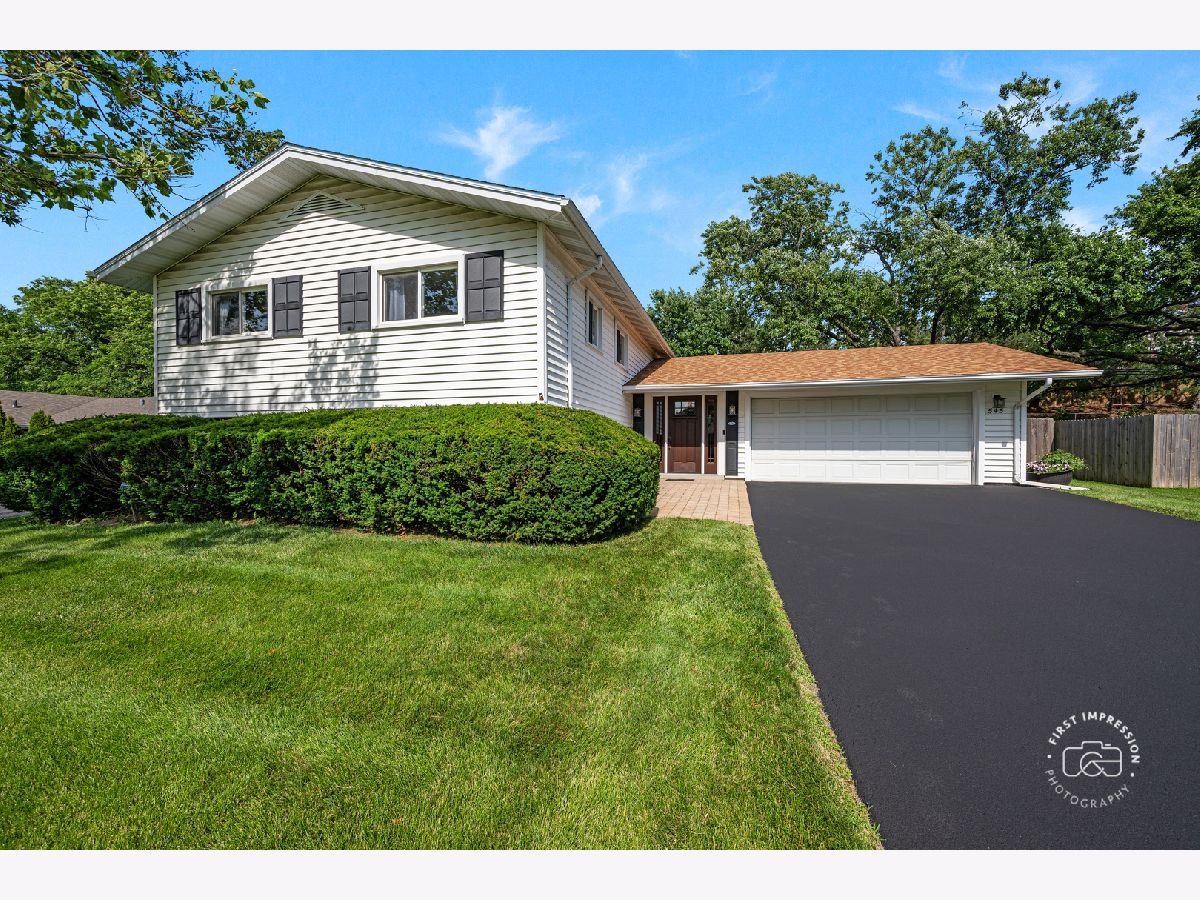 Homes For Sale Butterfield East Lombard Illinois, 2S545 Lloyd Avenue