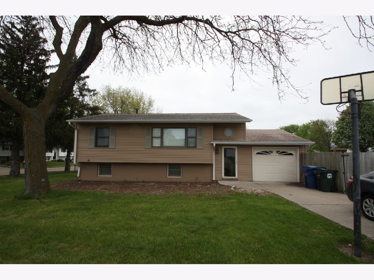  Sold Davenport Iowa, 3937 Clark