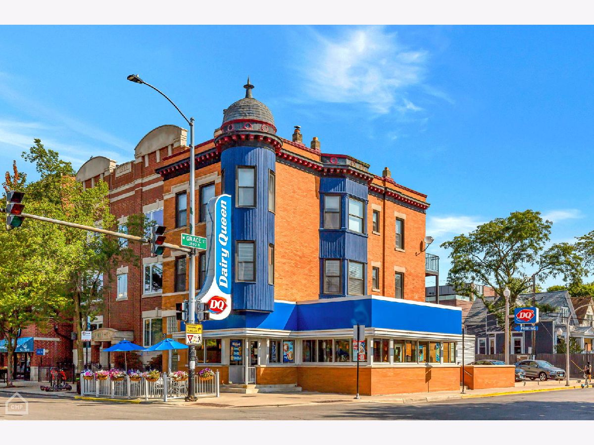  Rented Chicago Illinois, 3811 Southport