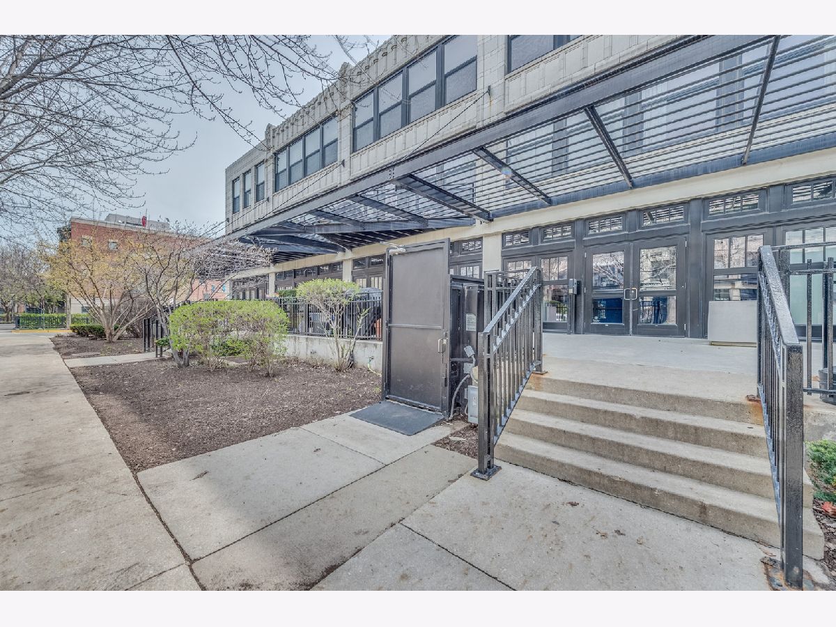 Condominiums For Sale University Commons Chicago Illinois, 1001 15th Street