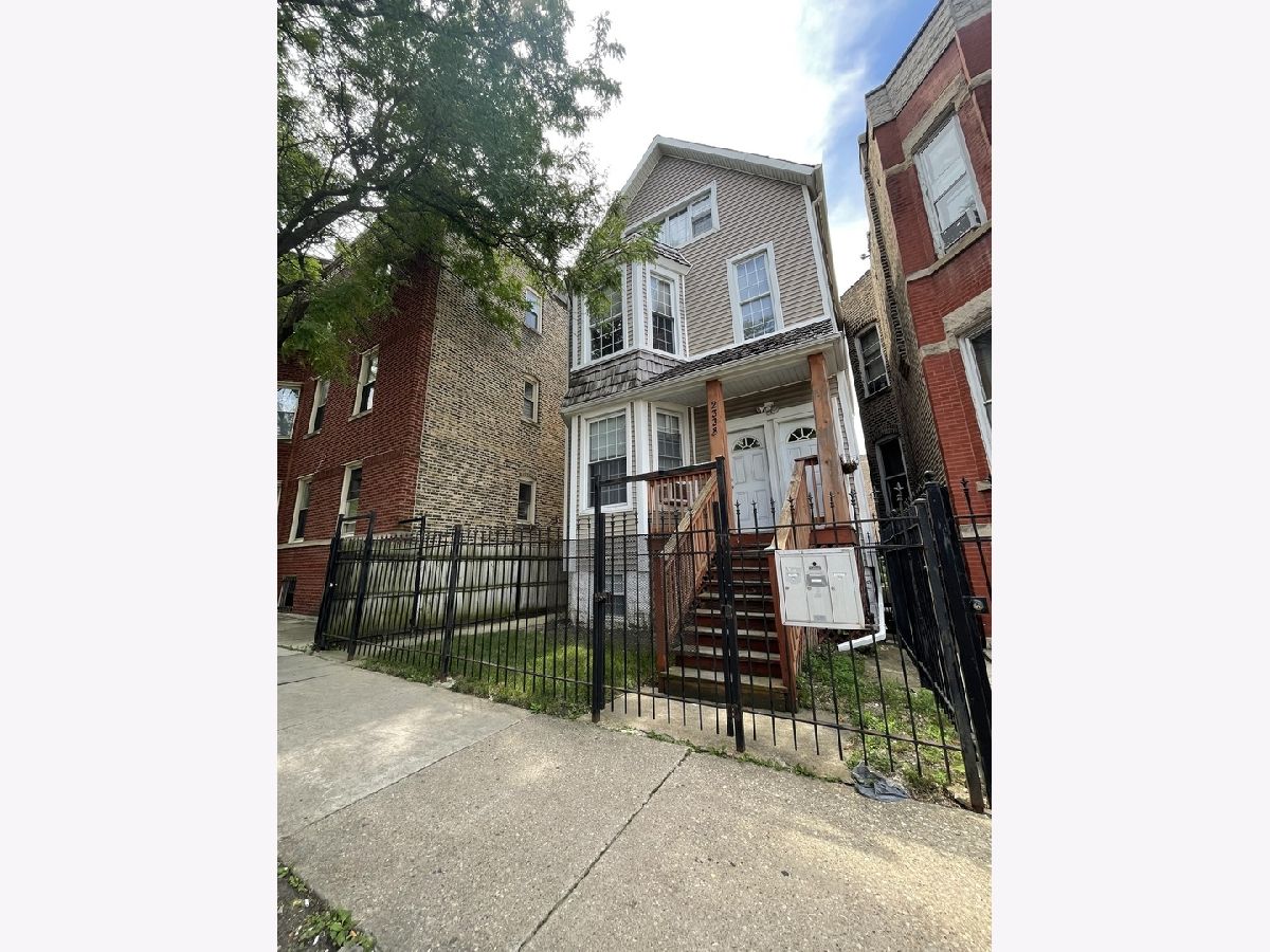  Rented Chicago Illinois, 2338 Kimball