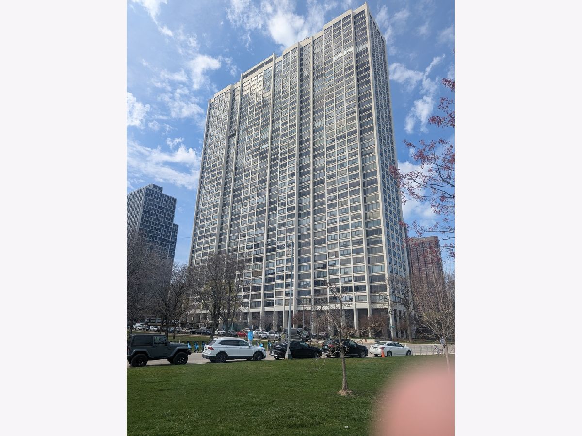  Rented Chicago Illinois, 2800 Lake Shore