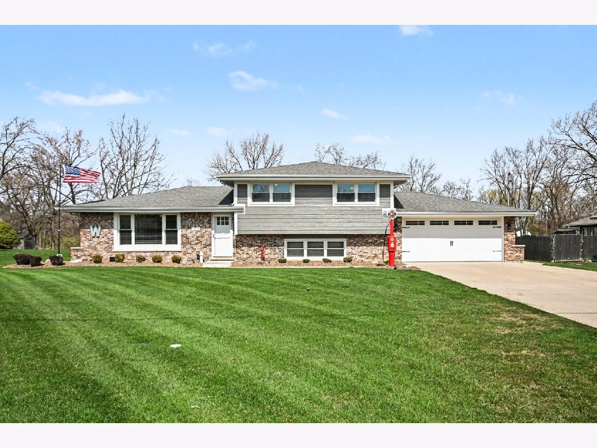 For Sale Mokena Illinois, 11612 Brightway Drive