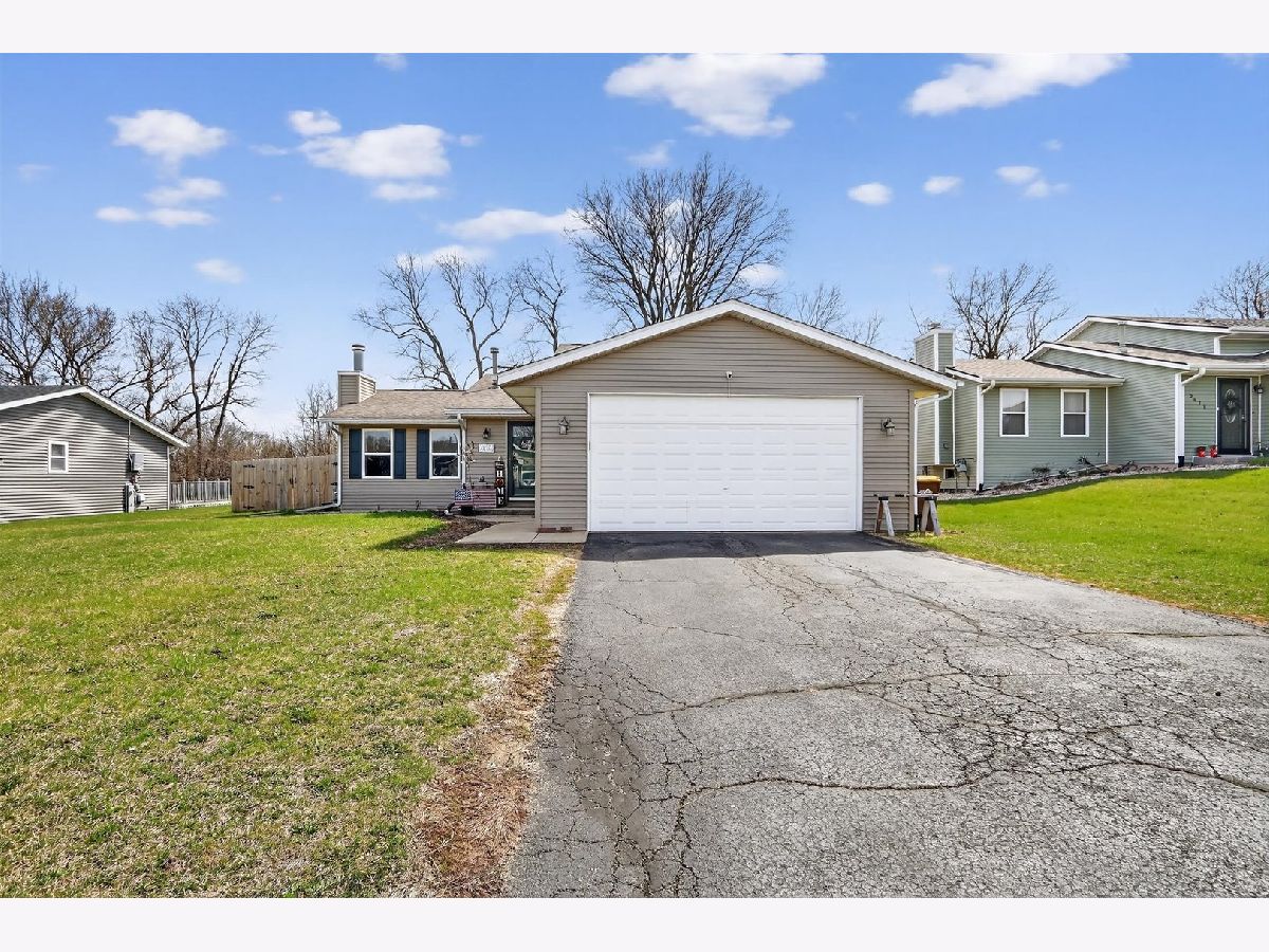  For Sale Rockford Illinois, 2683 Bluffside Drive