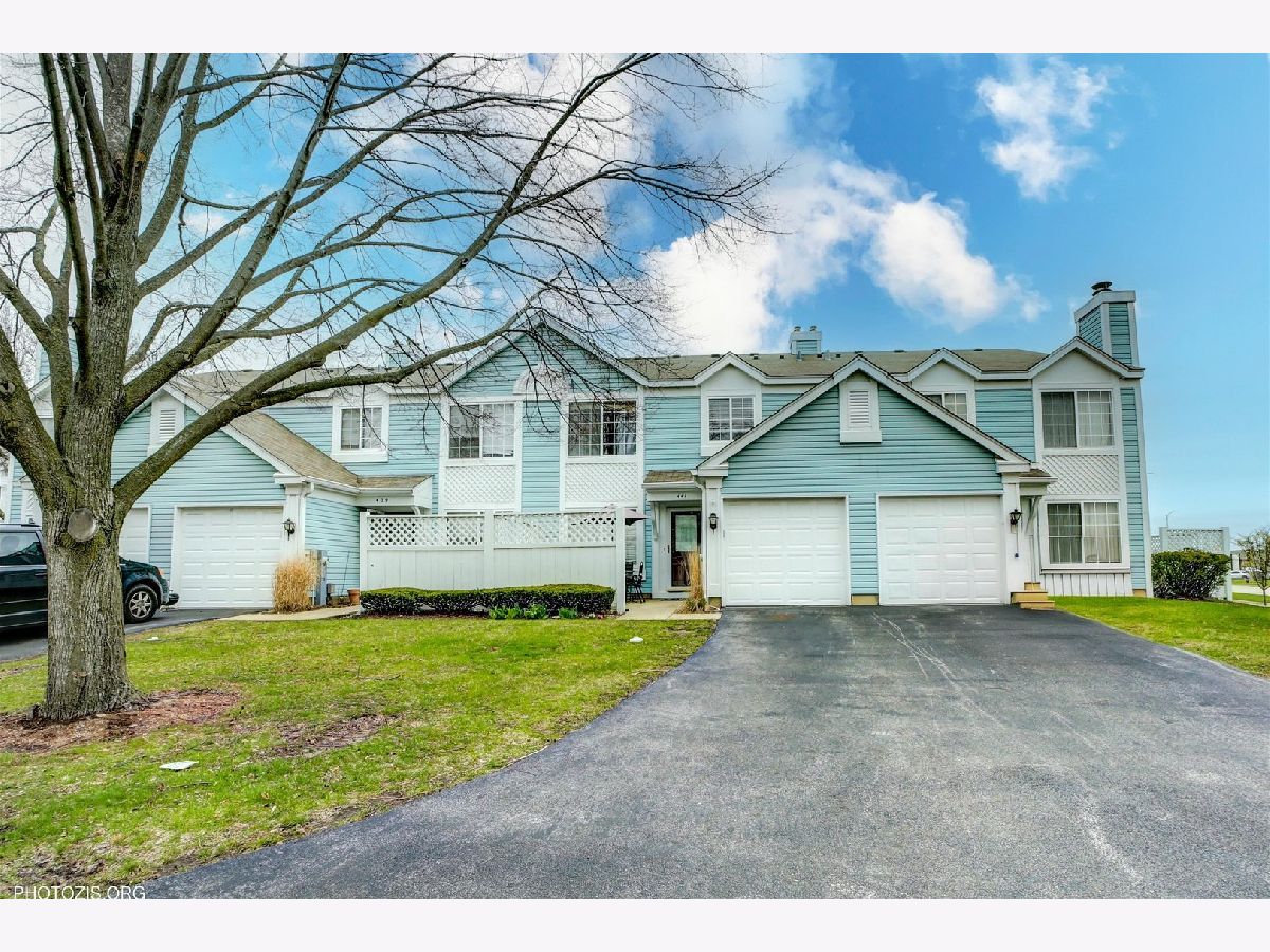 Townhomes & Condos For Rent Liberty Square Aurora Illinois