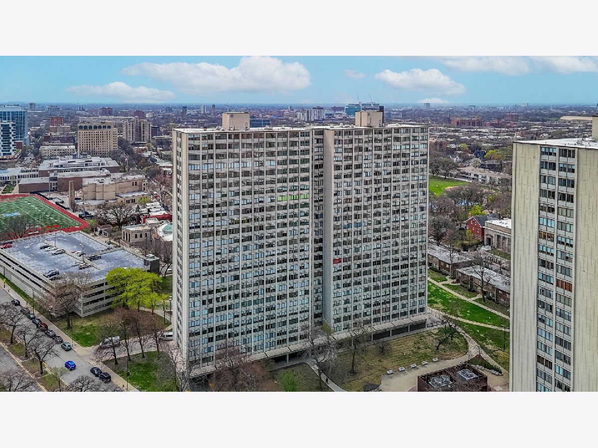  For Sale Chicago Illinois, 4850 Lake Park Avenue