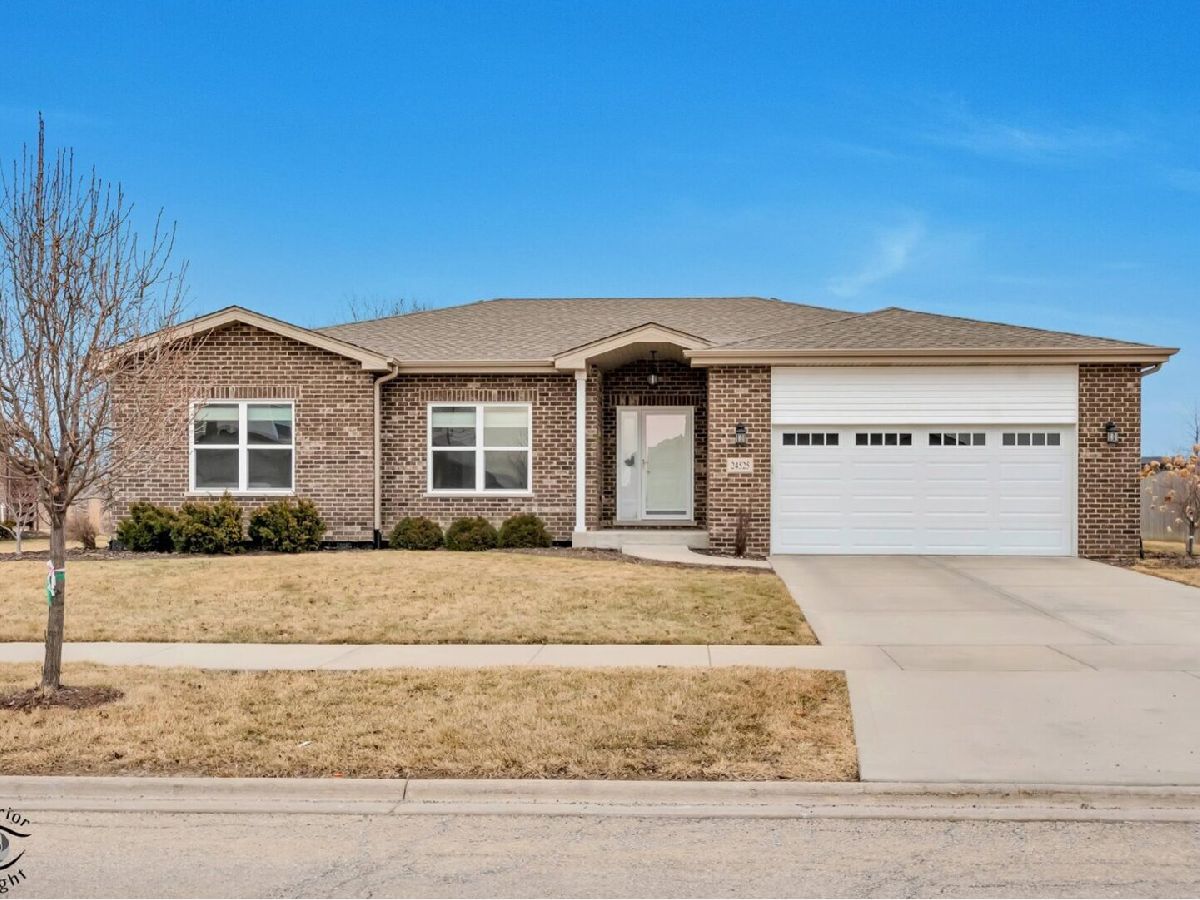  For Sale Manhattan Illinois, 24525 Clydesdale Drive