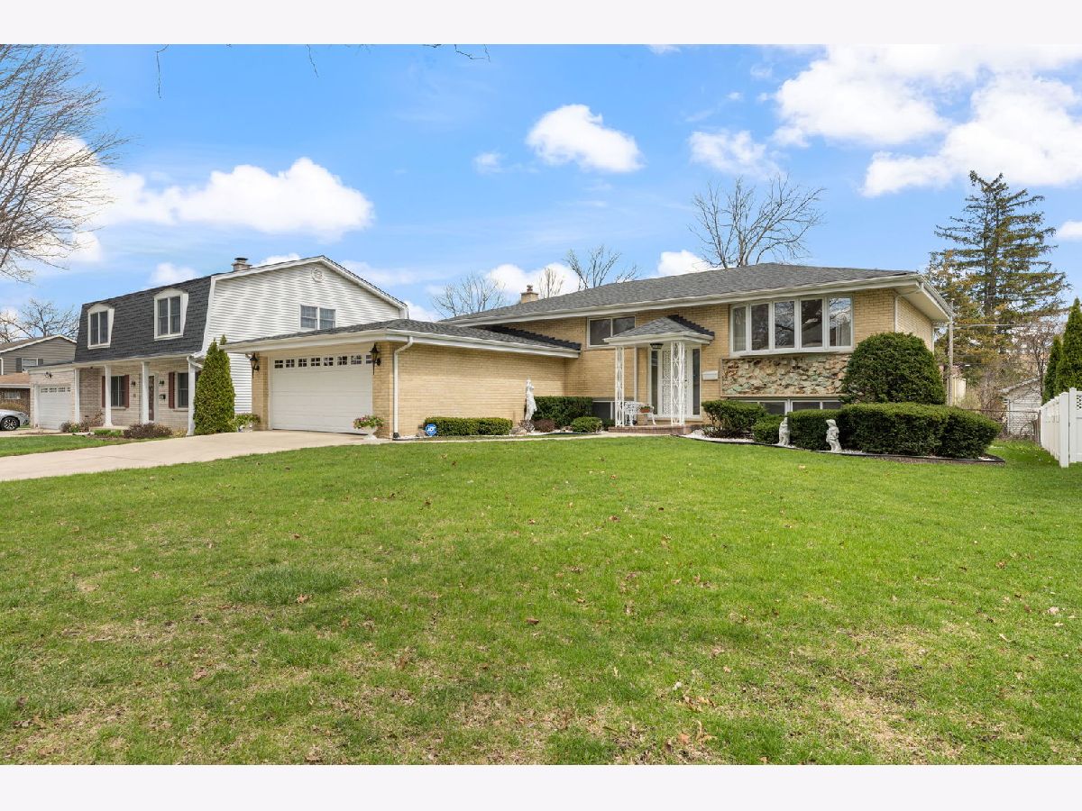  For Sale Itasca Illinois, 515 Walnut Street