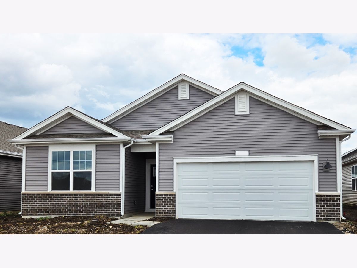 Condos & Townhomes & Homes For Sale Stonewater Wonder Lake Illinois, 6284 Redwood Trail